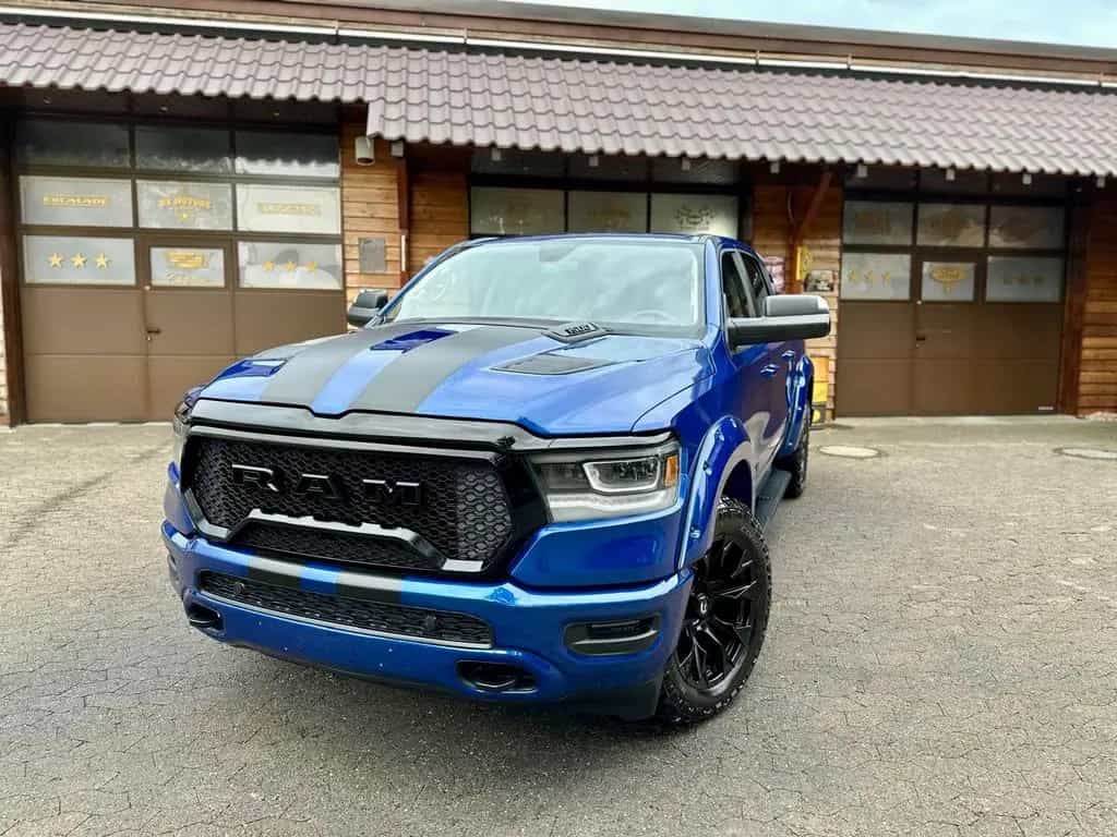 Dodge RAM 5,7L*4X4*OFF-ROAD*BÜGEL*AHK*NAVI*LED*GARANTIE* 07/2019-photo-3