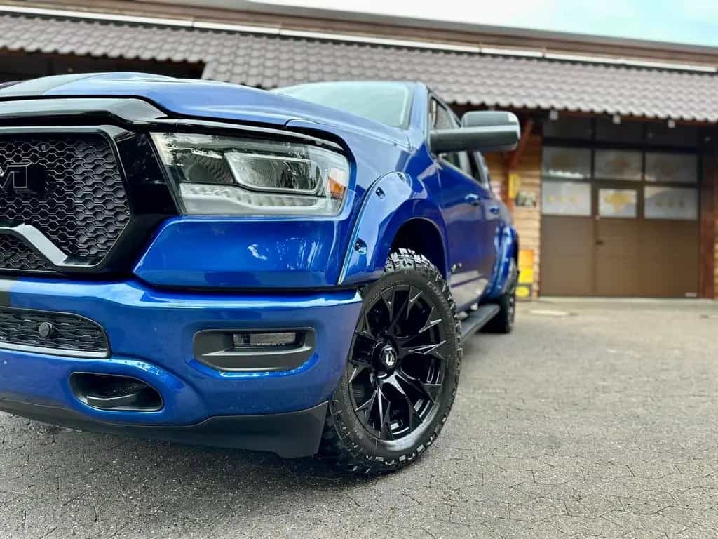 Dodge RAM 5,7L*4X4*OFF-ROAD*BÜGEL*AHK*NAVI*LED*GARANTIE* 07/2019-photo-5