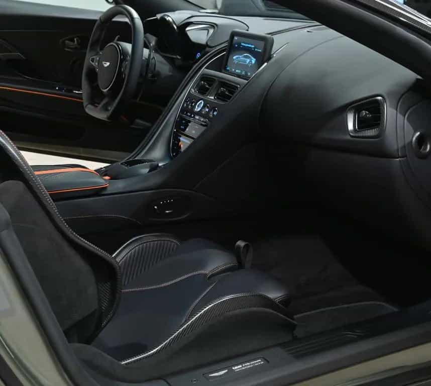 Aston Martin DBS 770 Ultimate Coupe ! 1 of 300 ! 09/2023-photo-3