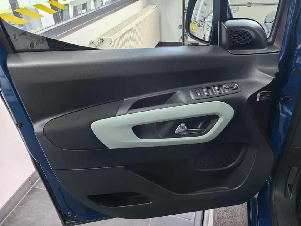 Citroën Berlingo Feel M PureTech*RFK*DAB*LED*Shz*Temp*An 08/2019-photo-23