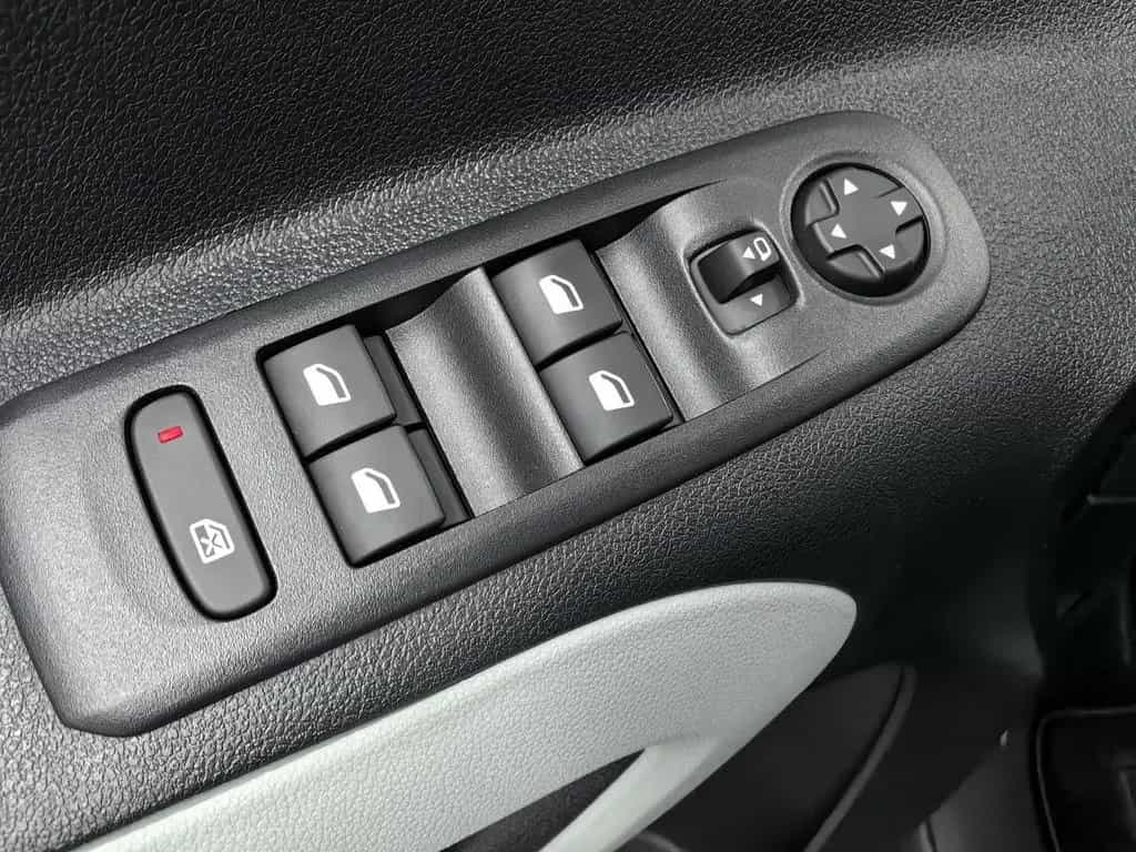 Citroën Berlingo Feel M PureTech*RFK*DAB*LED*Shz*Temp*An 08/2019-photo-24