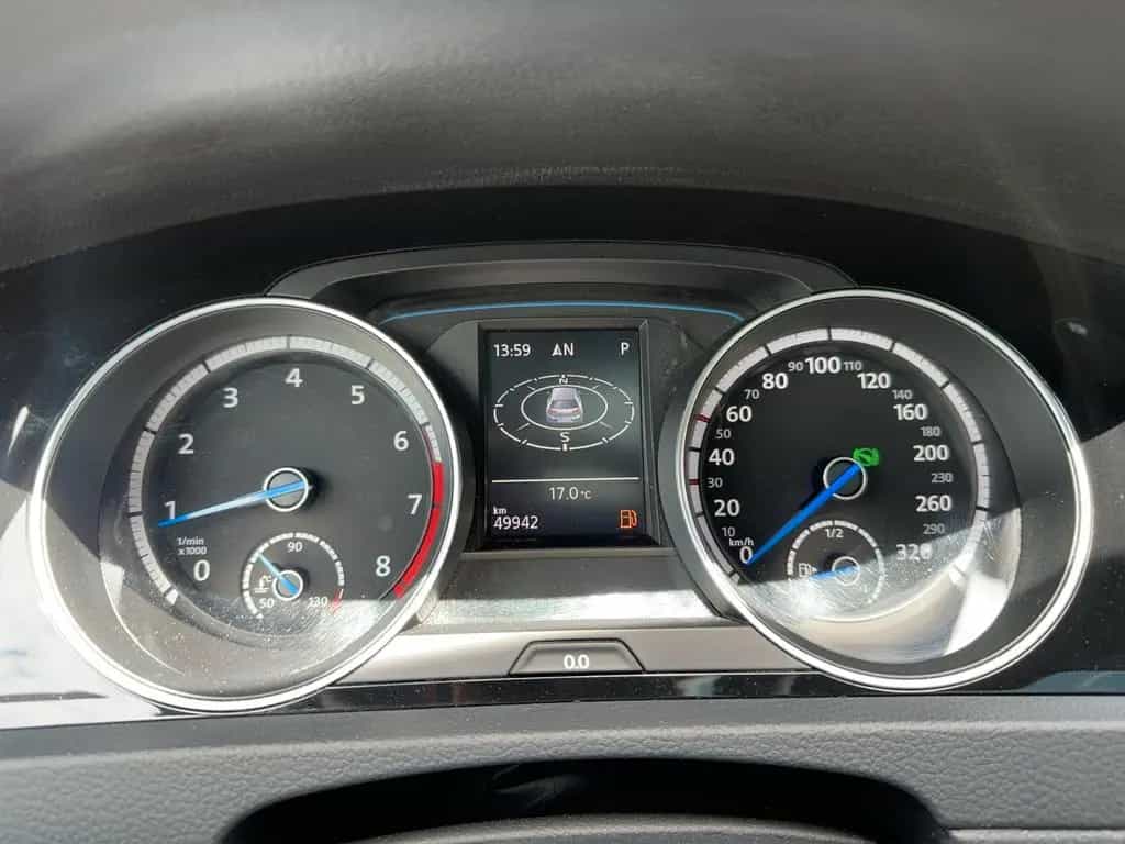 Volkswagen Golf VII R 4Motion BlueMotion Tech DSG *389PS* 09/2014-photo-15