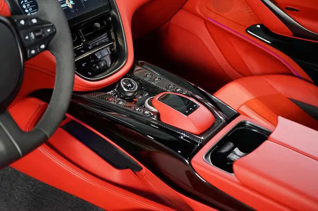 Aston Martin DBX707 CERAMIC*AUX.HEAT*BLACK*144.215€ NETTO 05/2023-photo-12