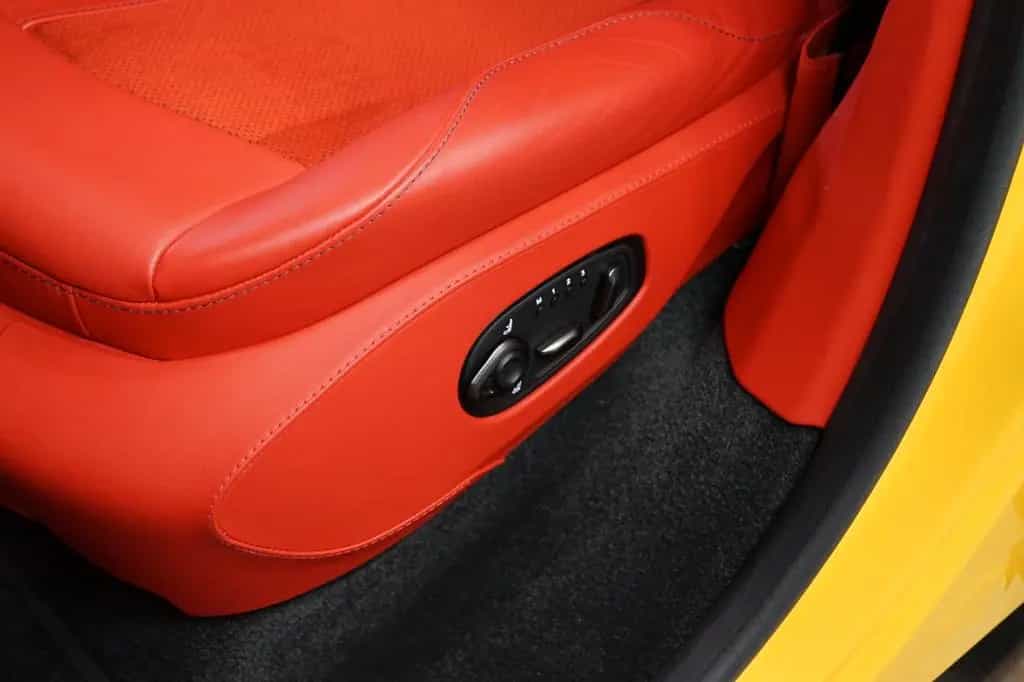 Aston Martin DBX707 CERAMIC*AUX.HEAT*BLACK*144.215€ NETTO 05/2023-photo-14