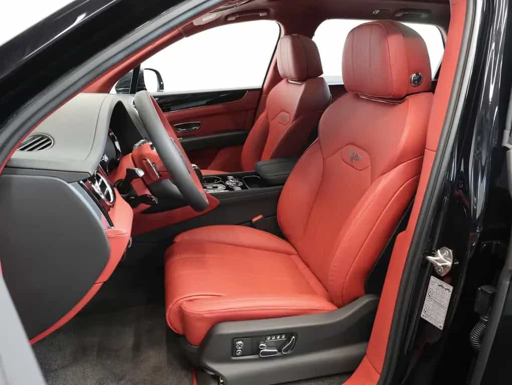 Bentley Bentayga 4.0 V8 EWB 4WD Autom. 01/2025-photo-16