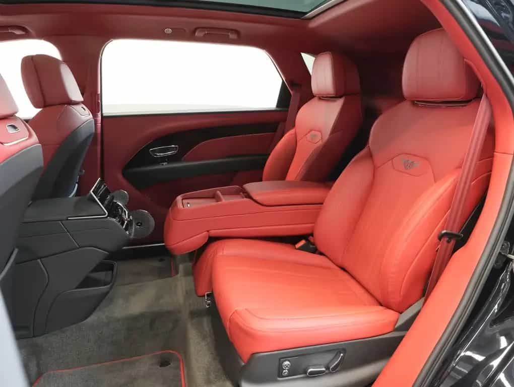 Bentley Bentayga 4.0 V8 EWB 4WD Autom. 01/2025-photo-17