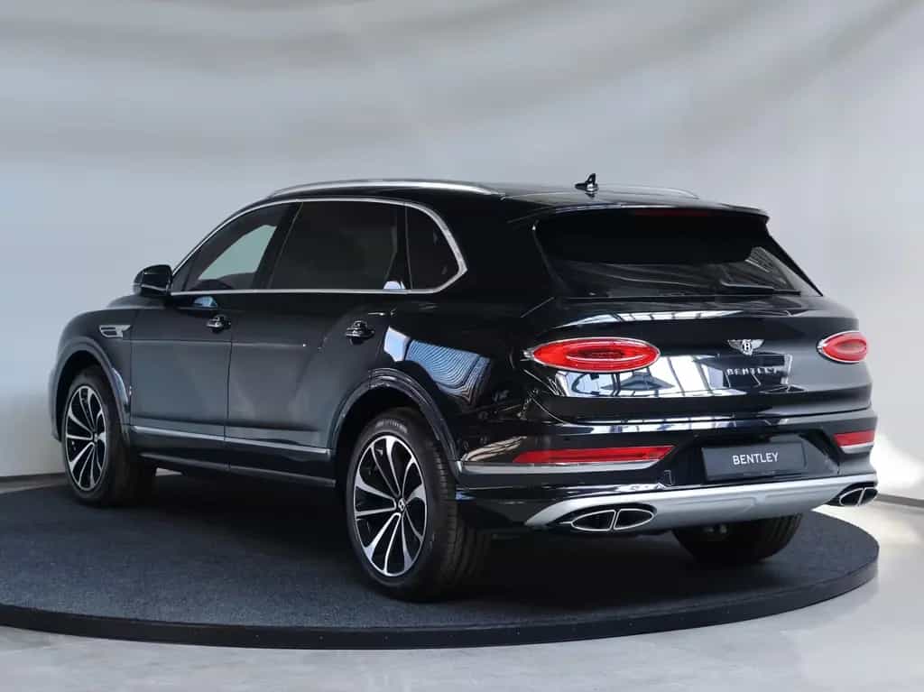 Bentley Bentayga 4.0 V8 EWB 4WD Autom. 01/2025-photo-3