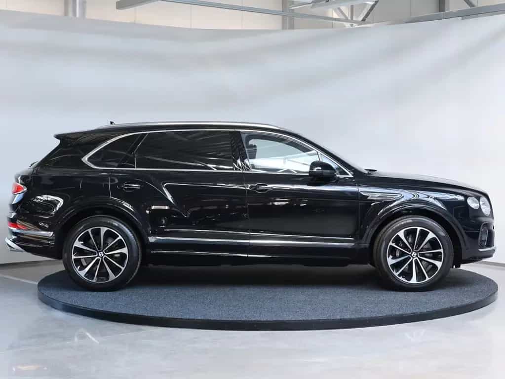 Bentley Bentayga 4.0 V8 EWB 4WD Autom. 01/2025-photo-7