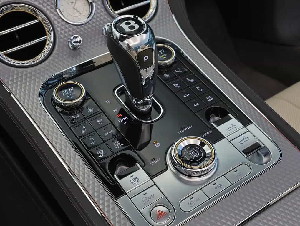 Bentley Continental GTC 12/2024-photo-15