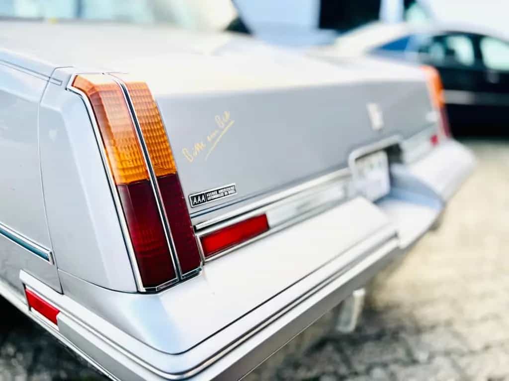 Oldsmobile Cutlass BROUGHAM 05/1983-photo-8