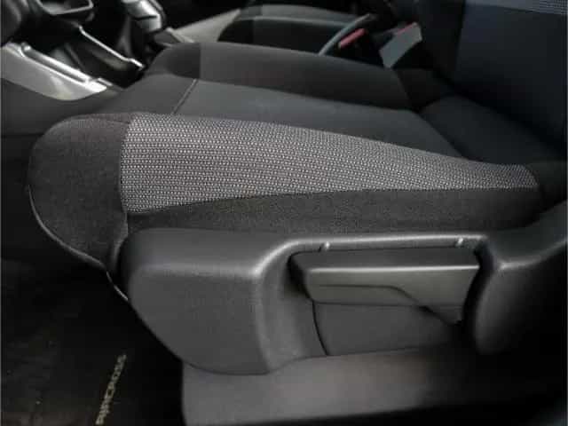 Citroën C3 Aircross Shine 1.2 PureTech 130 EU6d Navi App 02/2022-photo-12