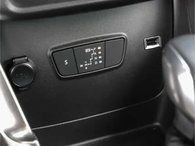 Citroën C3 Aircross Shine 1.2 PureTech 130 EU6d Navi App 02/2022-photo-8