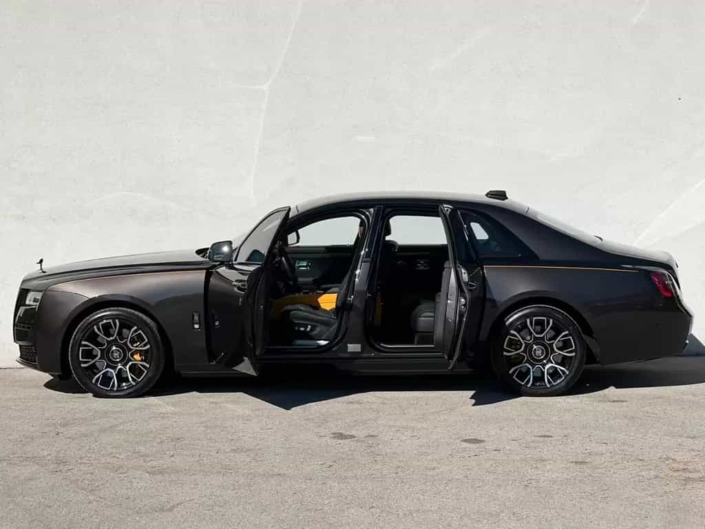 Rolls-Royce Ghost Black Badge 08/2023-photo-3