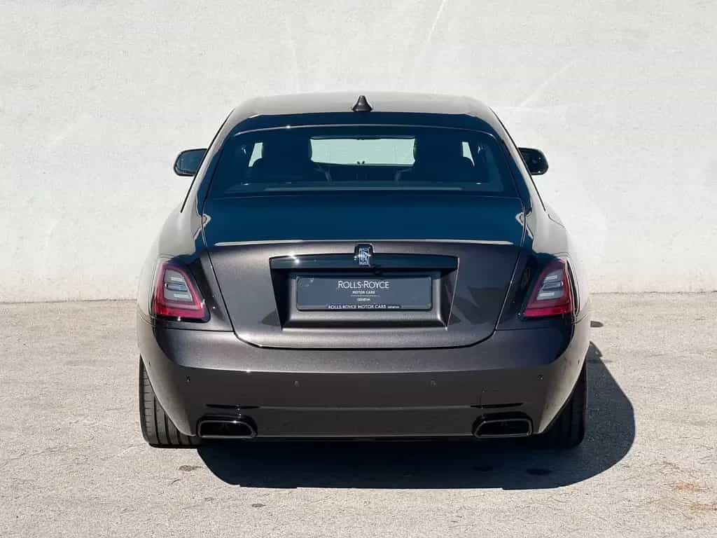 Rolls-Royce Ghost Black Badge 08/2023-photo-5