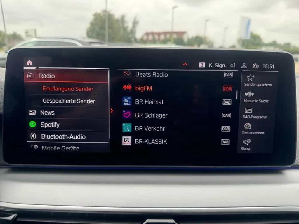 BMW 5 Series 520 dA LEDER+LASER+ACC+HUD+SPORTSITZ+SHZ+DAB+HIF 07/2023-photo-32