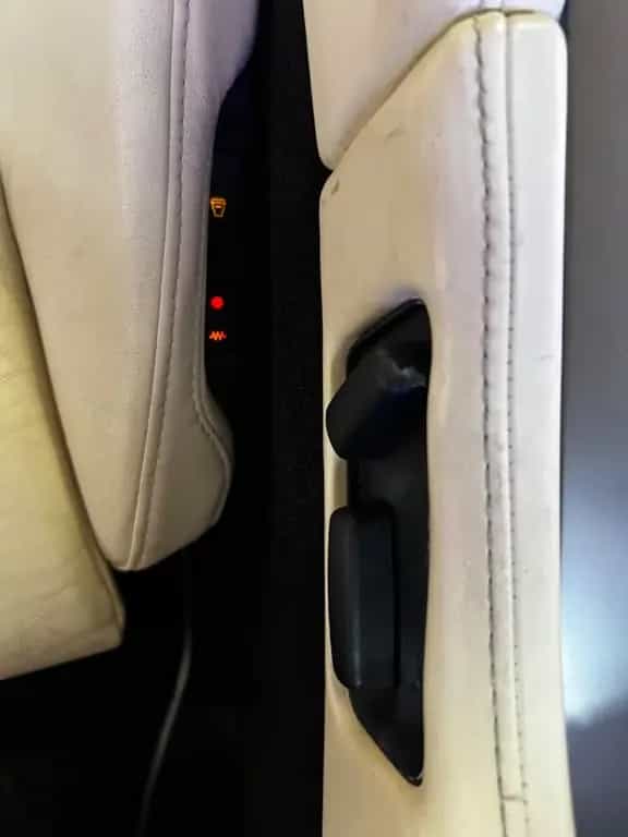 Aston Martin DB9 5.9 Touchtronic 04/2005-photo-14