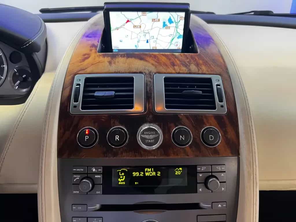 Aston Martin DB9 5.9 Touchtronic 04/2005-photo-9