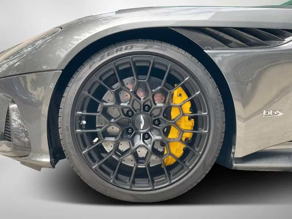 Aston Martin DBS 770 Ultimate  1 of  199 08/2024-photo-3