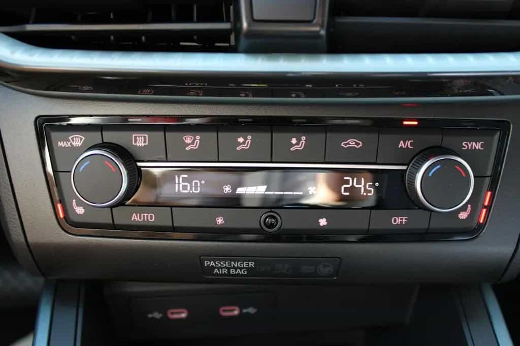 Seat Arona 1.0 TSI Xperience DSG +NAVI+LED+KESSY+RFK+ 07/2024-photo-11