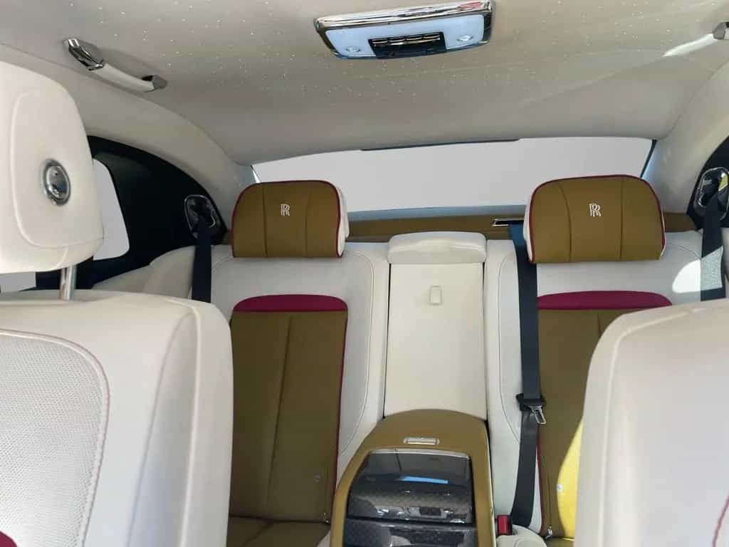 Rolls-Royce Ghost Black Badge - Bespoke/Shooting Star/2 Tone 01/2024-photo-15