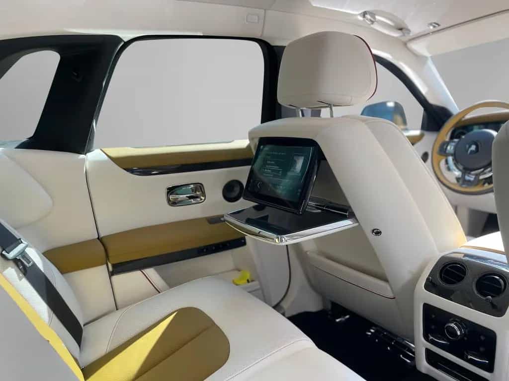 Rolls-Royce Ghost Black Badge - Bespoke/Shooting Star/2 Tone 01/2024-photo-20