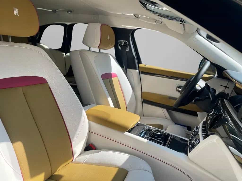 Rolls-Royce Ghost Black Badge - Bespoke/Shooting Star/2 Tone 01/2024-photo-22