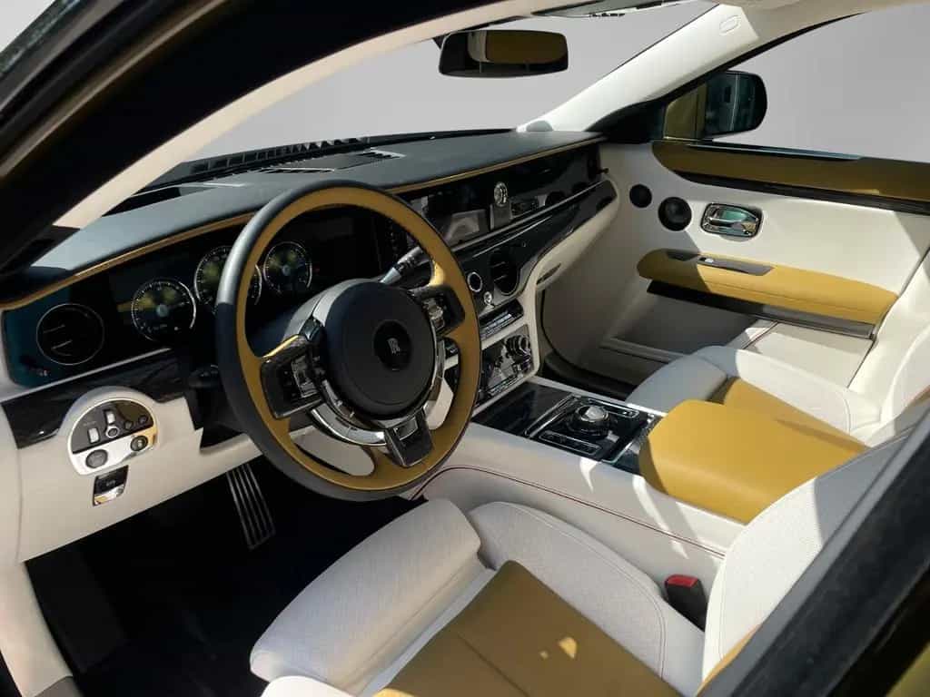 Rolls-Royce Ghost Black Badge - Bespoke/Shooting Star/2 Tone 01/2024-photo-9