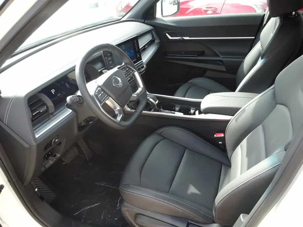 Ssangyong Torres 1.5 Quartz 2WD AT * NAVI*KAMERA*SITZH.* 01/2025-photo-5