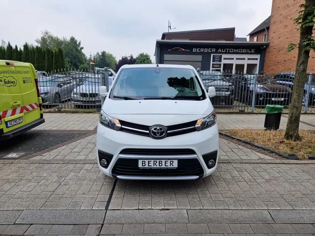 Toyota Proace (Verso) Proace Verso L1 Shuttle Comfort*1.HD*8-SITZER* 07/2019-photo-1
