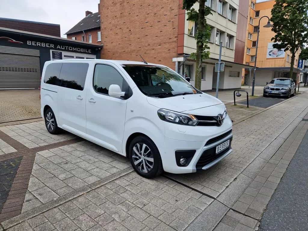 Toyota Proace (Verso) Proace Verso L1 Shuttle Comfort*1.HD*8-SITZER* 07/2019-photo-2