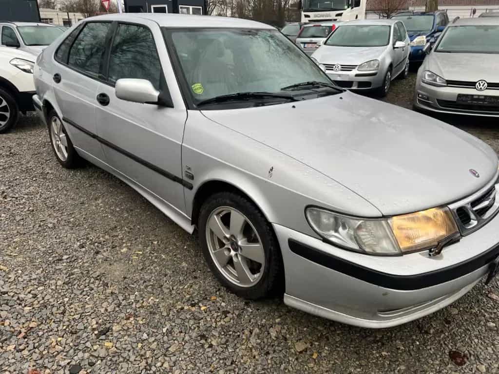 Saab 9-3 2.2 TiD Ecopower SE Fünftürer 03/2002-photo-2