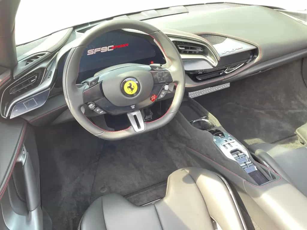 Ferrari SF90 Spider *AFS*Karbon*Embleme*CarPlay* 03/2023-photo-12