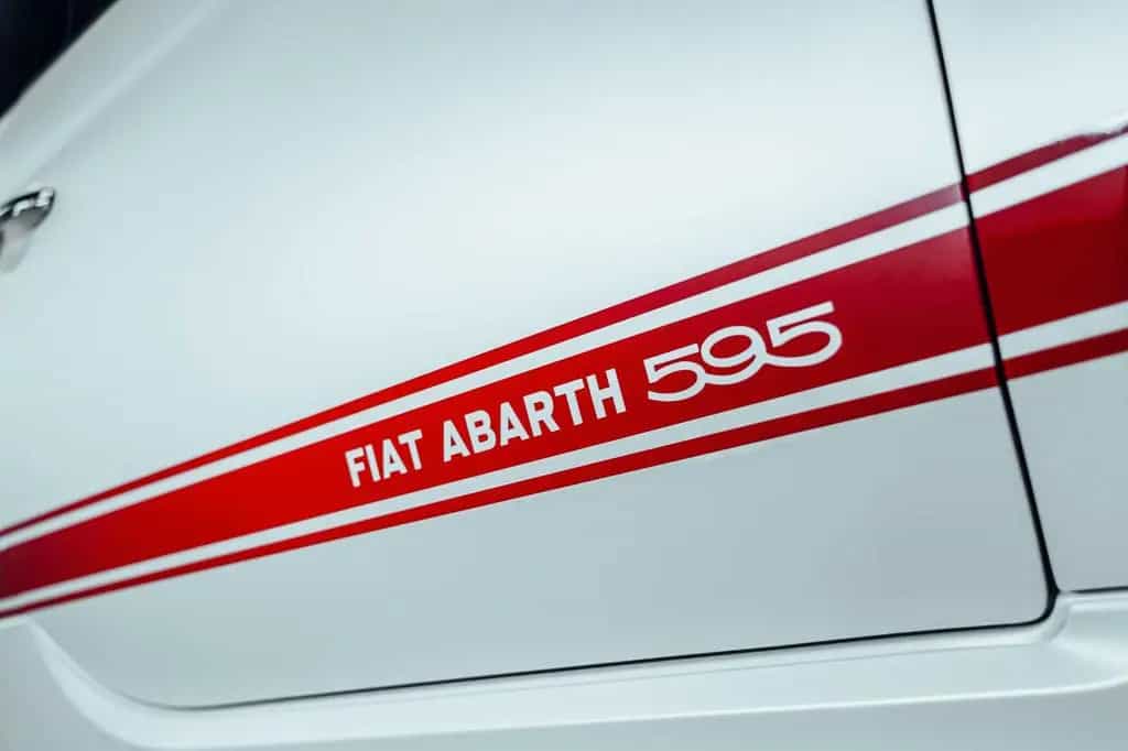 Abarth 595 12/2013-photo-11