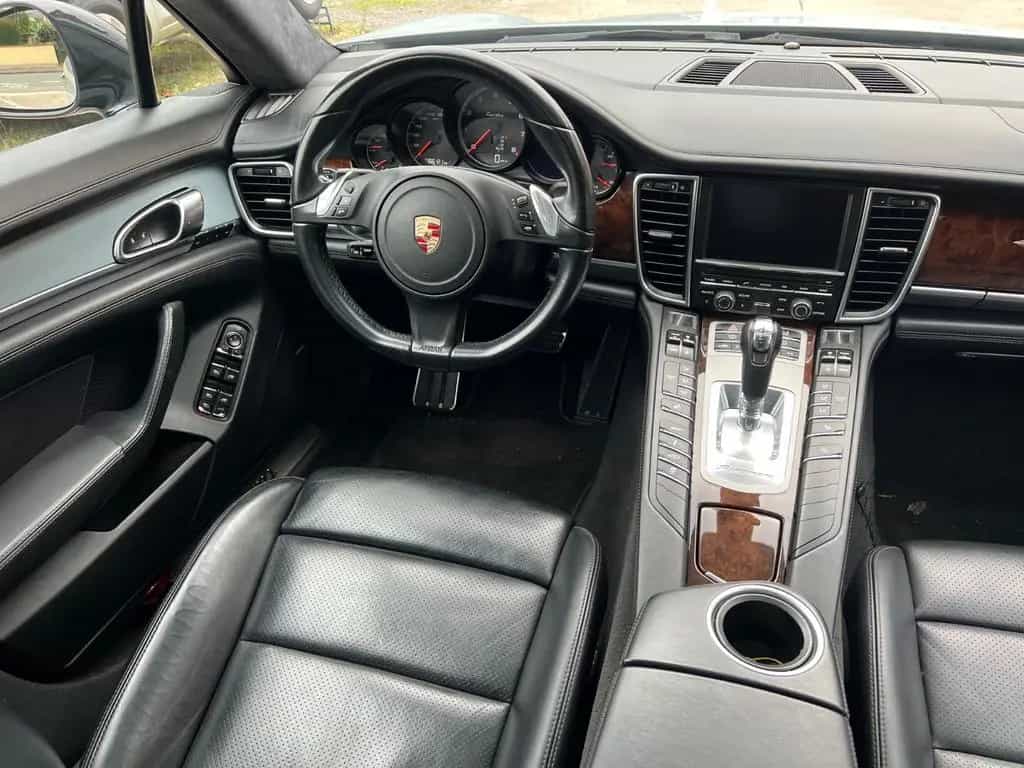 Porsche Panamera Turbo 4.8 V8 05/2014-photo-10