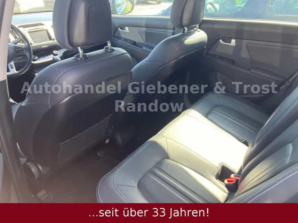 Kia Sportage Dream Team 2WD++HU NEU++ 10/2015-photo-11