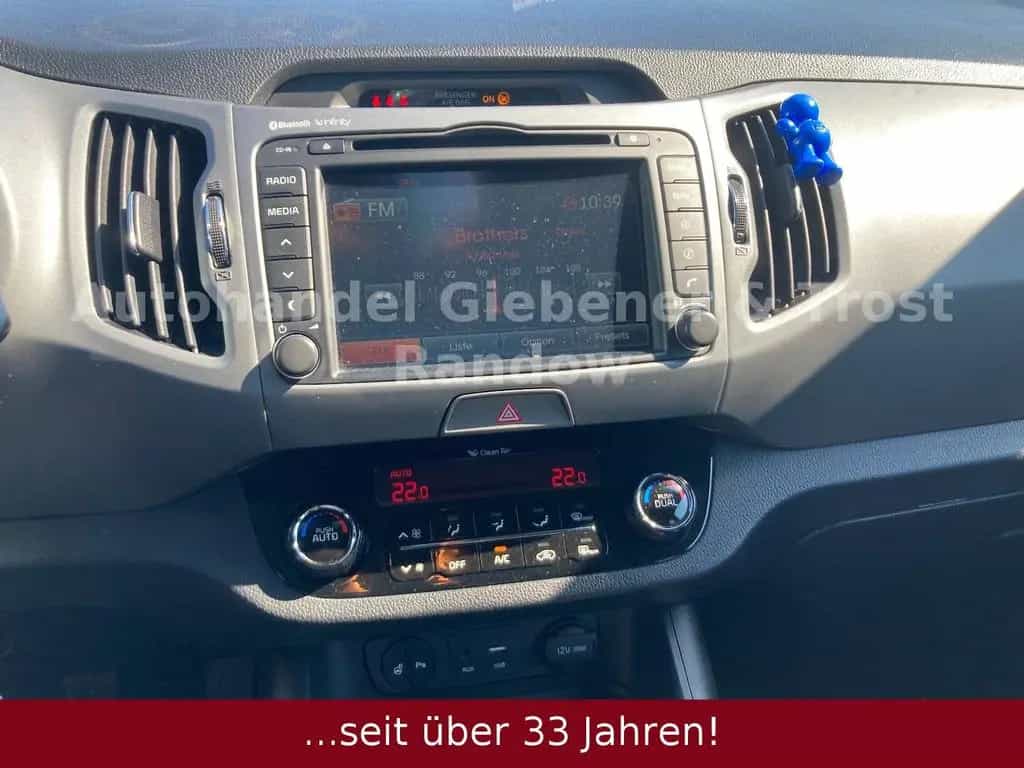 Kia Sportage Dream Team 2WD++HU NEU++ 10/2015-photo-5
