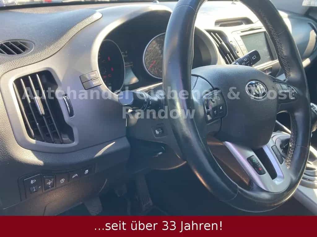 Kia Sportage Dream Team 2WD++HU NEU++ 10/2015-photo-9