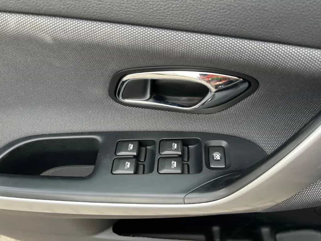 Kia Ceed Fifa World Cup Ed *SH TEL EPH WKR beh.MFL 07/2015-photo-13