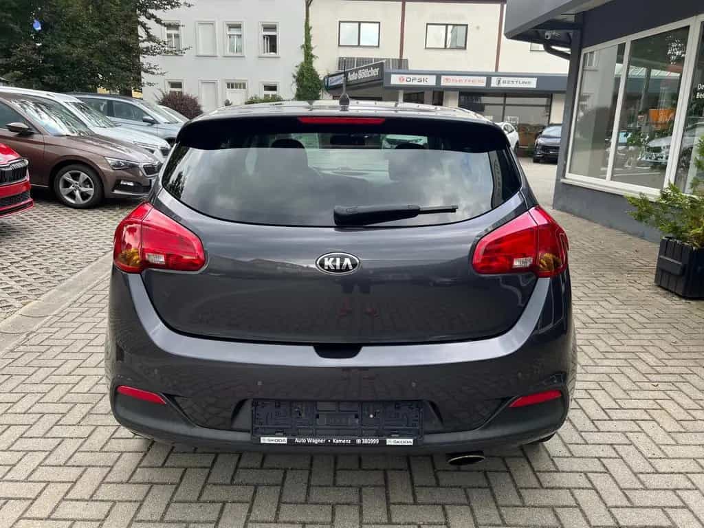 Kia Ceed Fifa World Cup Ed *SH TEL EPH WKR beh.MFL 07/2015-photo-3