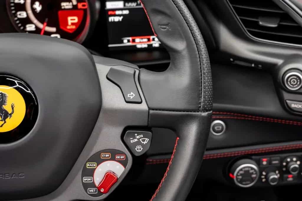 Ferrari 488 Spider // NETTO EXPORT // CARBON PACKAGE 01/2018-photo-24