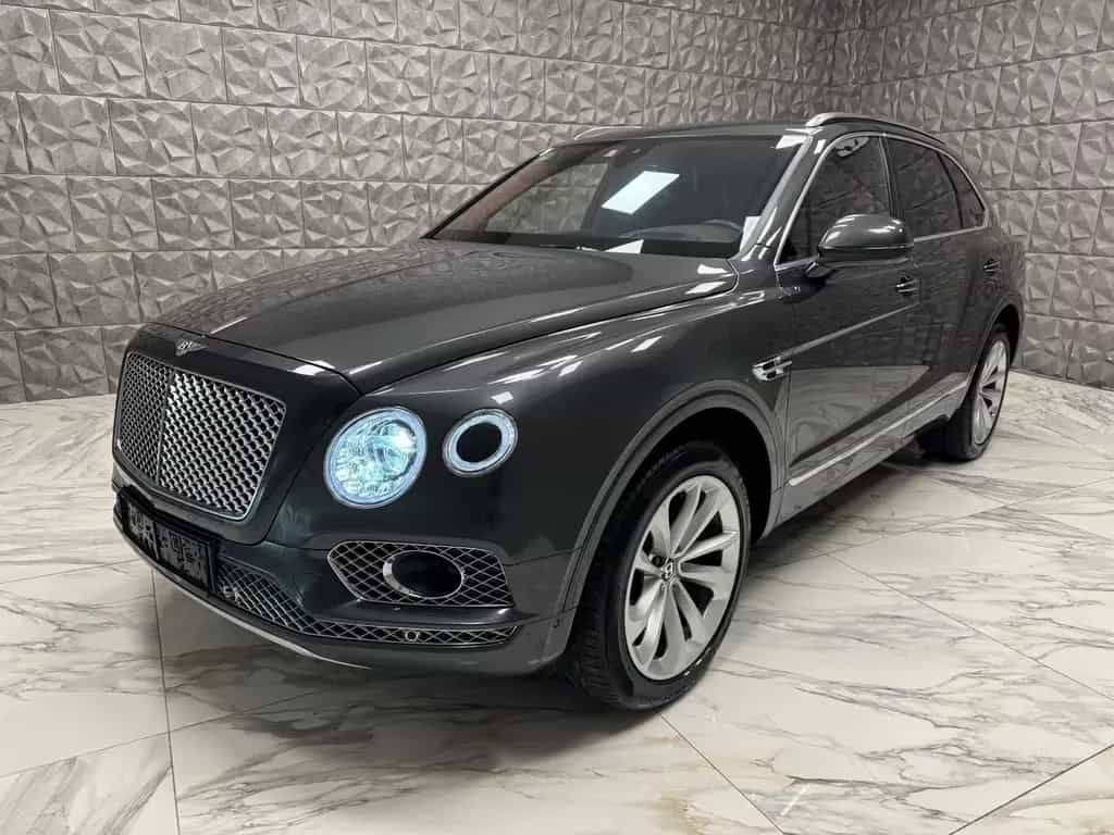 Bentley Bentayga 6.0 W12 4WD First Edition Autom. 12/2016-photo-0