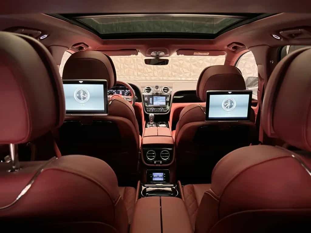 Bentley Bentayga 6.0 W12 4WD First Edition Autom. 12/2016-photo-18