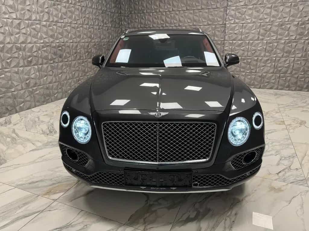 Bentley Bentayga 6.0 W12 4WD First Edition Autom. 12/2016-photo-2