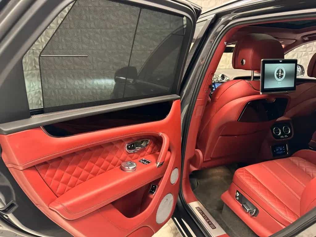 Bentley Bentayga 6.0 W12 4WD First Edition Autom. 12/2016-photo-20