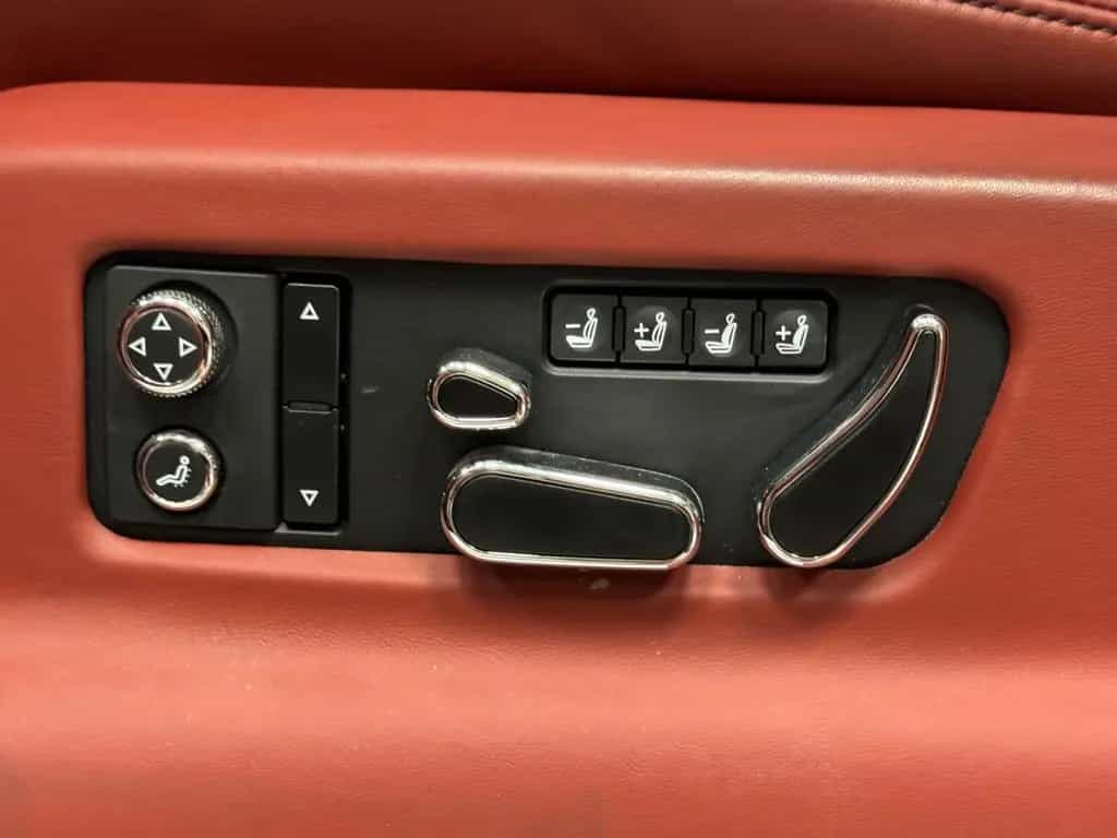 Bentley Bentayga 6.0 W12 4WD First Edition Autom. 12/2016-photo-24