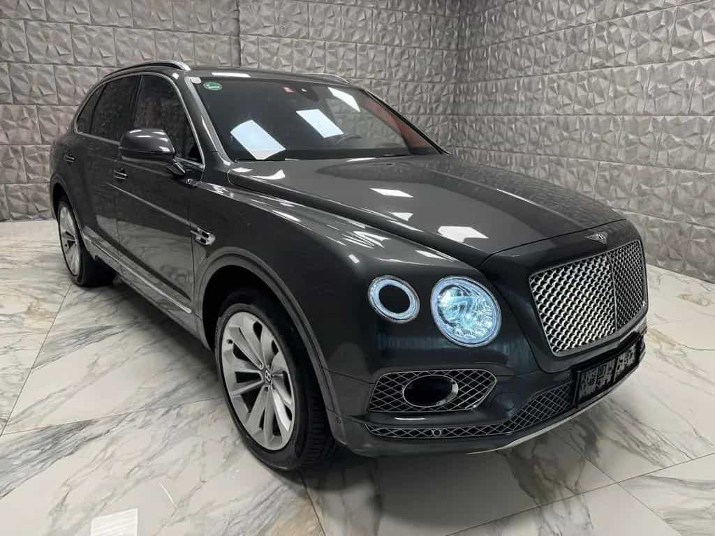 Bentley Bentayga 6.0 W12 4WD First Edition Autom. 12/2016-photo-3