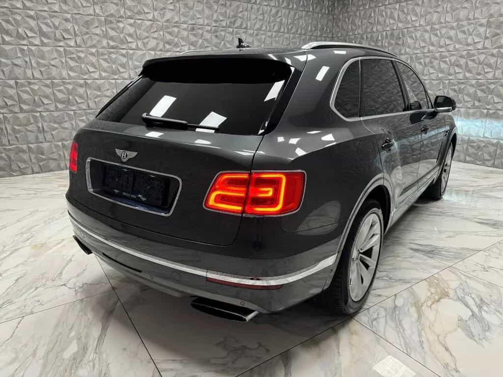 Bentley Bentayga 6.0 W12 4WD First Edition Autom. 12/2016-photo-4