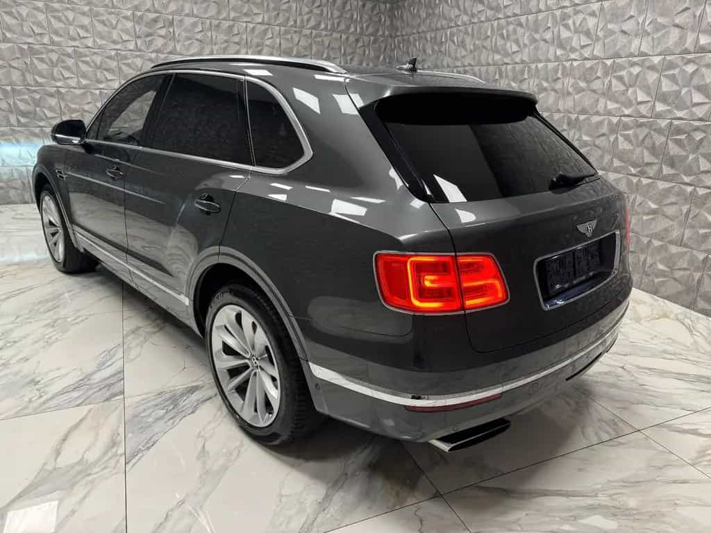 Bentley Bentayga 6.0 W12 4WD First Edition Autom. 12/2016-photo-7