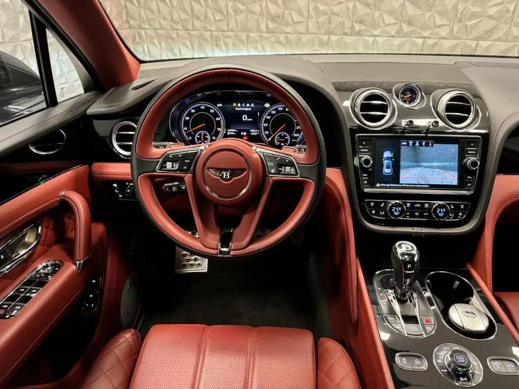 Bentley Bentayga 6.0 W12 4WD First Edition Autom. 12/2016-photo-8