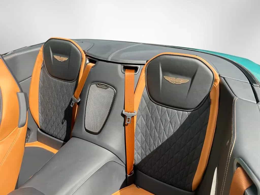Aston Martin DB12 4.0 V8 Volante 03/2024-photo-12